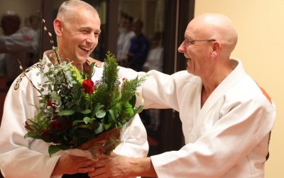 Sensei Edwin in het zonnetje gezet na behalen van zijn 6e Dan.